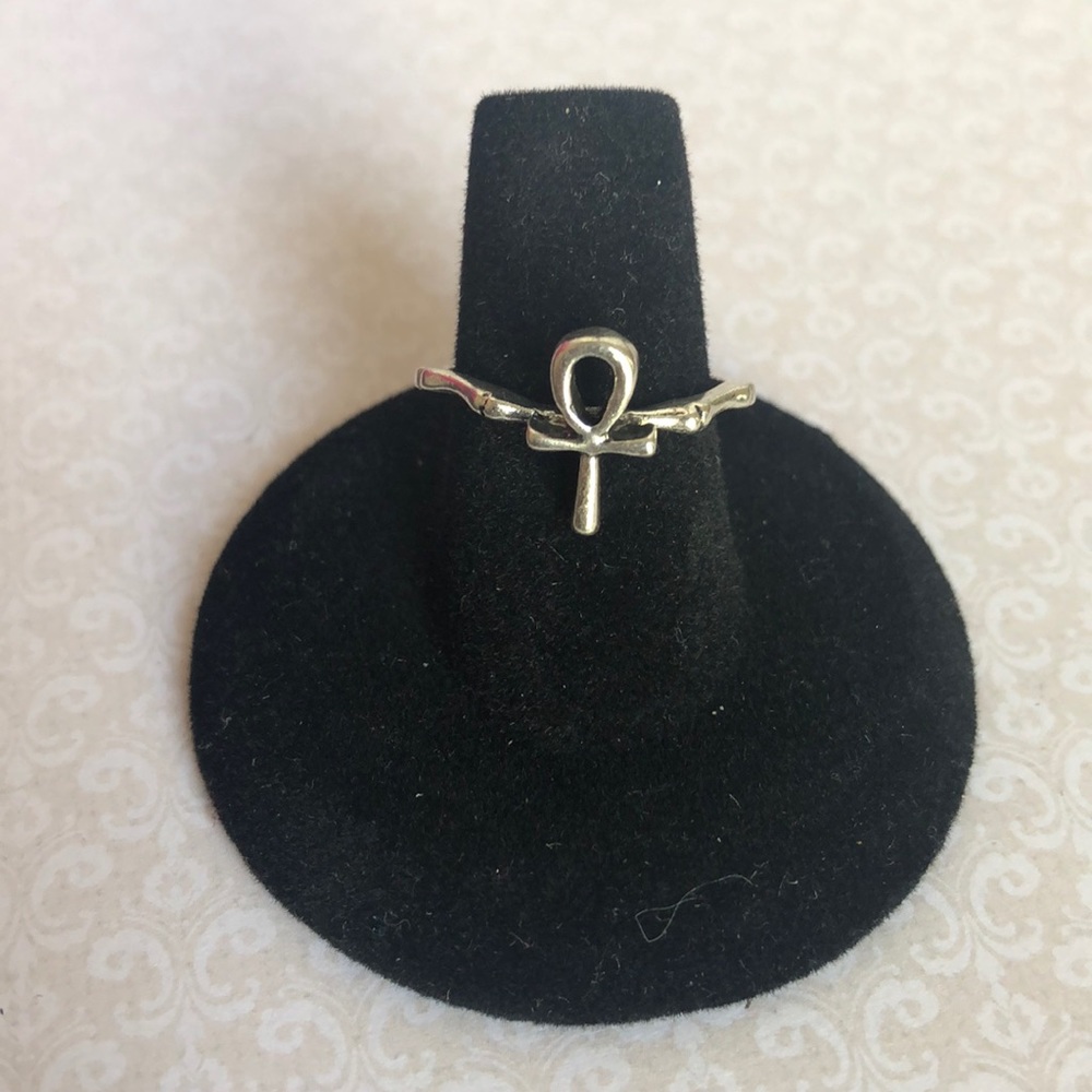 Silver Ankh ring, size 7
